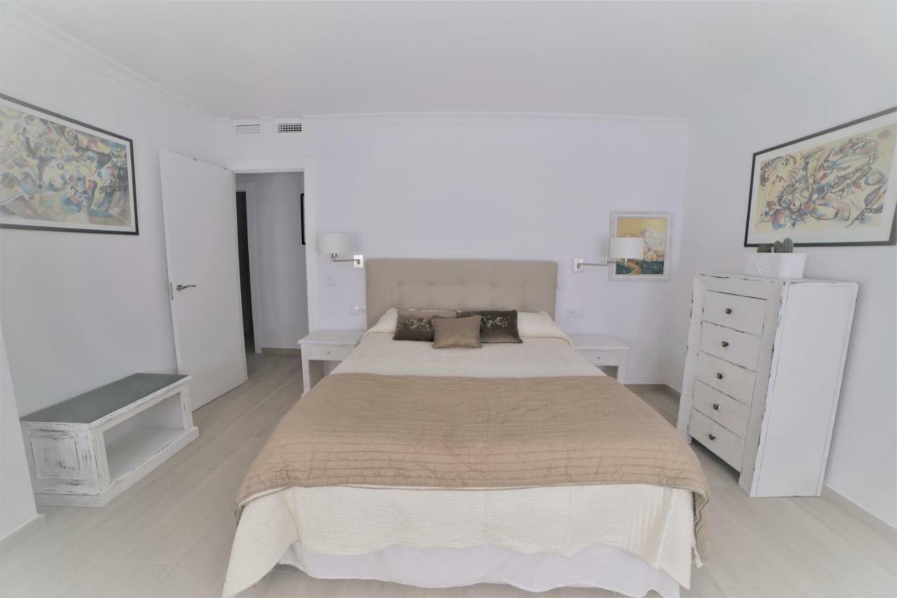 Apartamento Rialto 2 Малага Екстериор снимка
